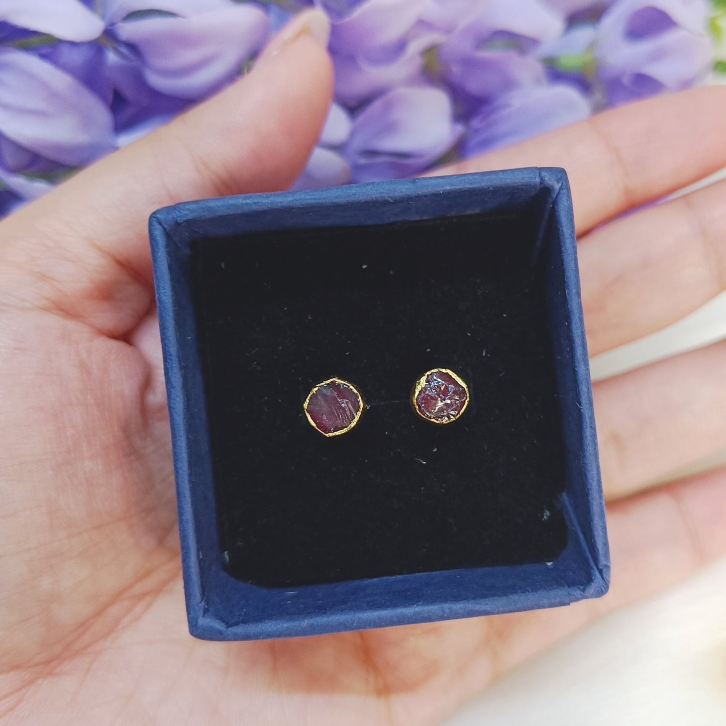 Minimal raw Garnet silver stud earrings – Gemsara