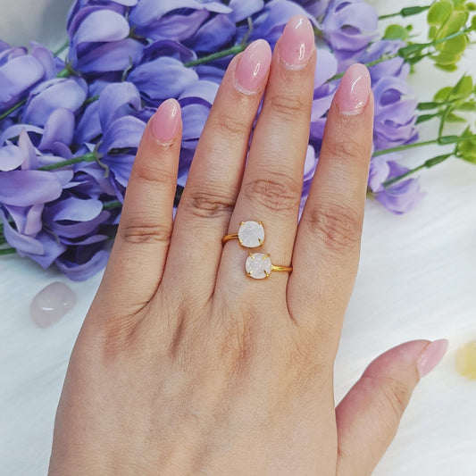 Raw Moonstone crystal dual-stone ring close-up – Gemsara jewellery