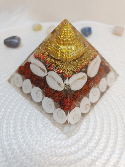 Shree Yantra Laxmi Pyramid for Attracting Abundance | Diwali Pyramid | Lakshmi Shree Yantra Pyramid (4.5*4 inch approx)