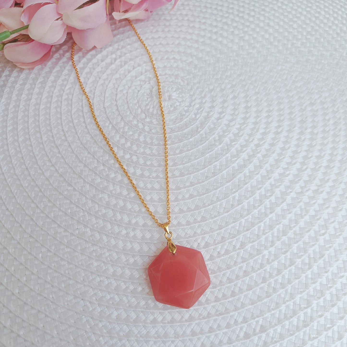 Cherry Quartz Star Necklace with Golden Chain – Radiate Joy and Innocence