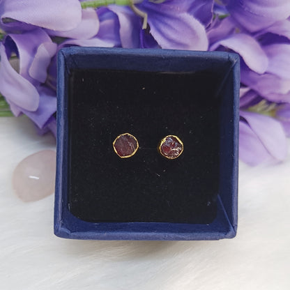 Raw Garnet Stud Earrings in Sterling Silver 925