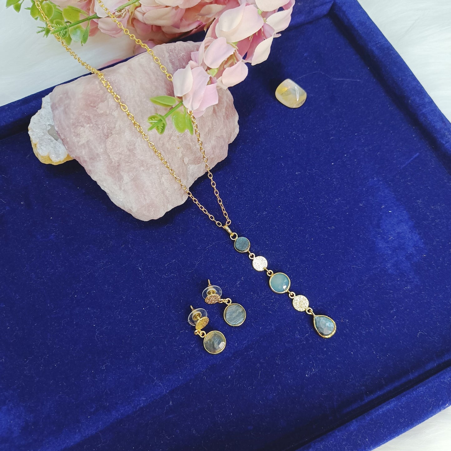 Labradorite Gold-Plated Chain & Earrings Set
