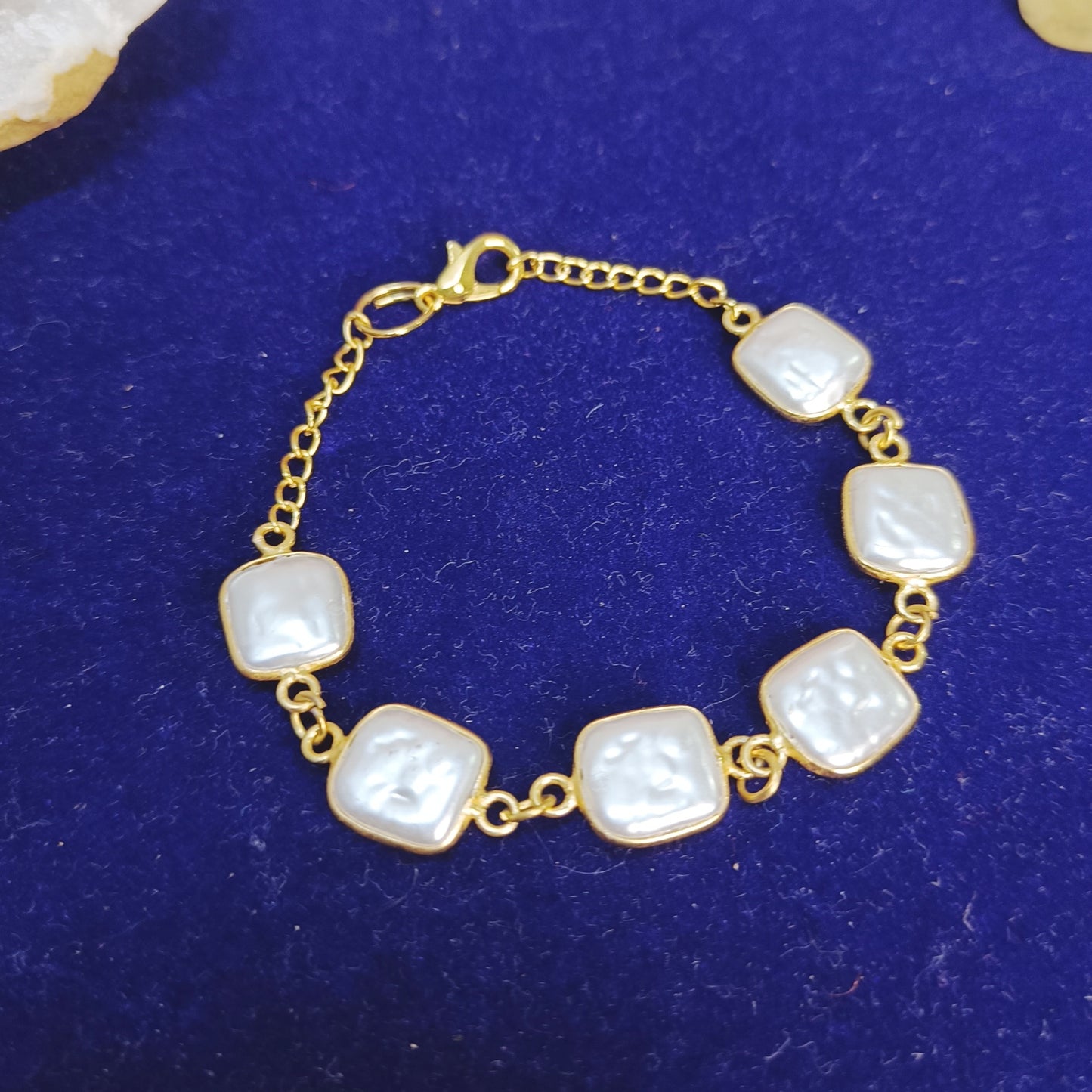 Mother of Pearl Link Bracelet (Gold-Plated Brass)