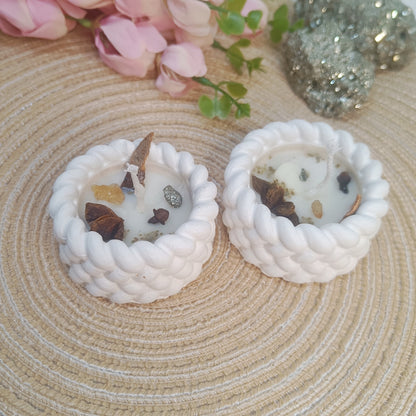 Money Manifestation Candle – with Citrine, Pyrite, Cinnamon, Sage and Herbs