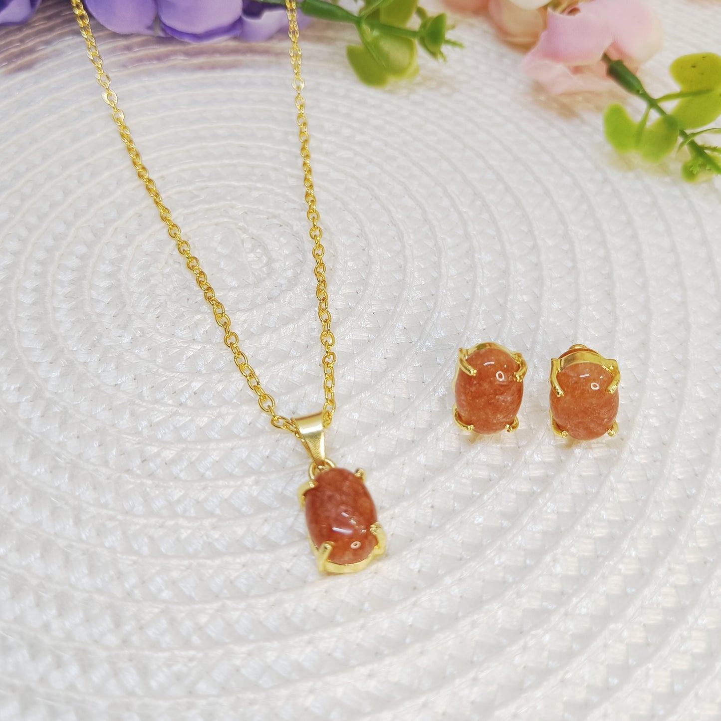 Gold  tone necklace and earrings with orange natural stones - Carnelian jewellery set